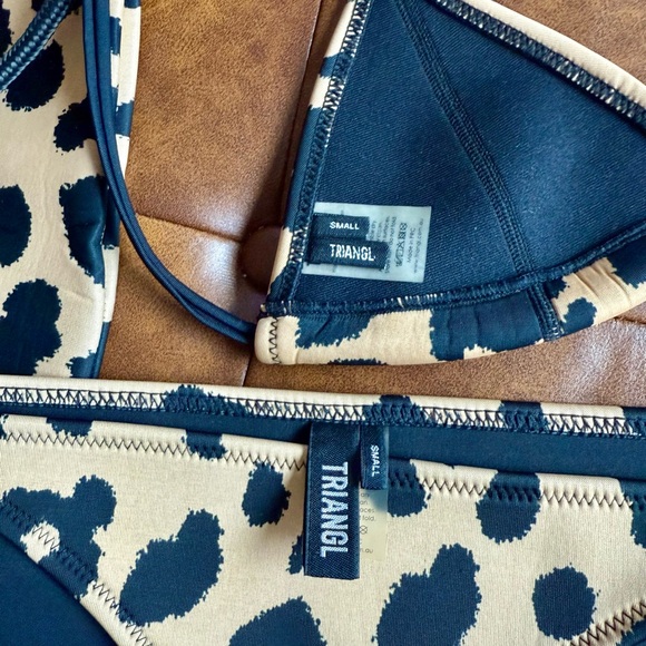 Triangl Swimwear Leopard Print Bikini Set w/Bag - Picture 7 of 7